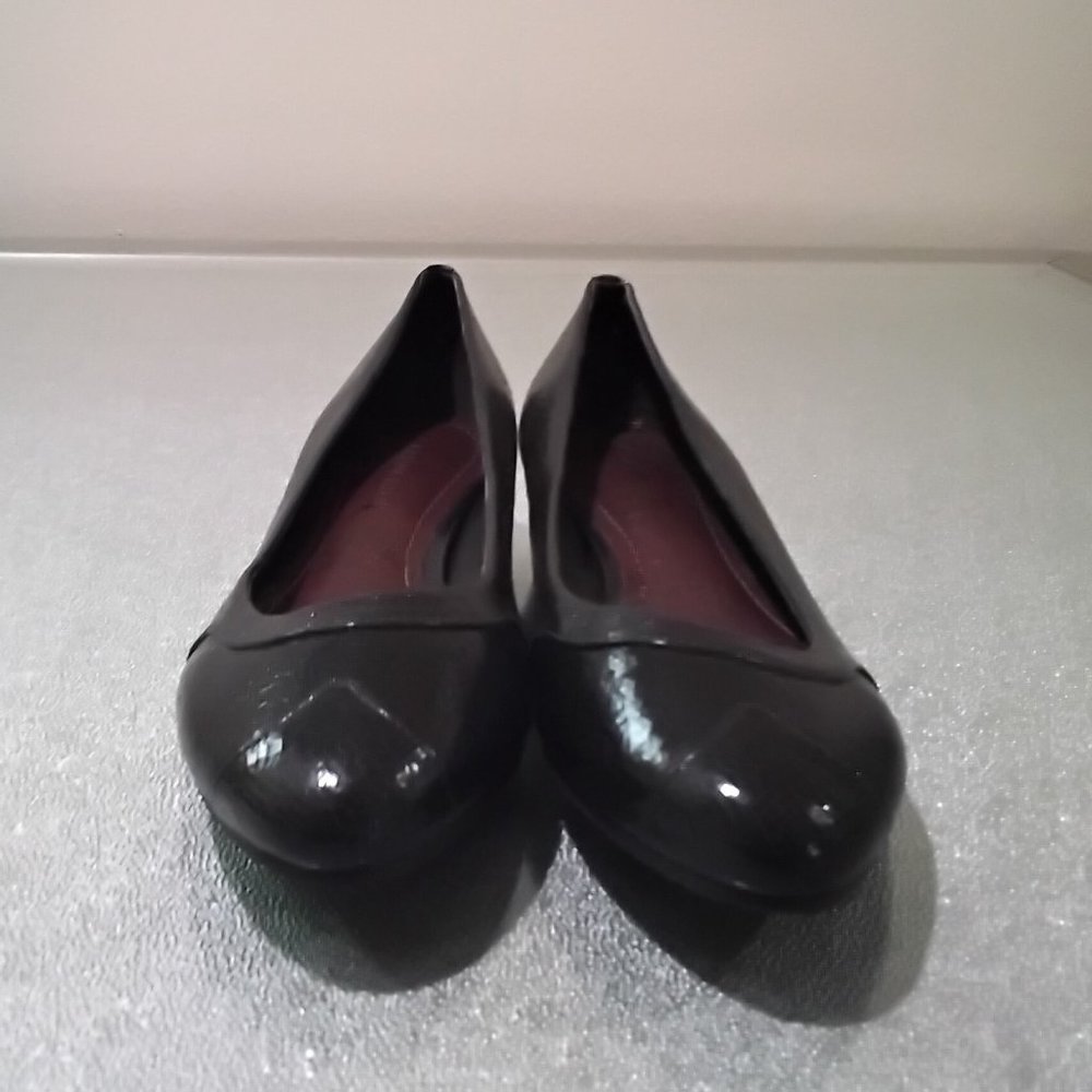 Women Giani Bini Brown Patent Leather Pointed Cap Toe Flat Slippers 6.5M N/W/O/T